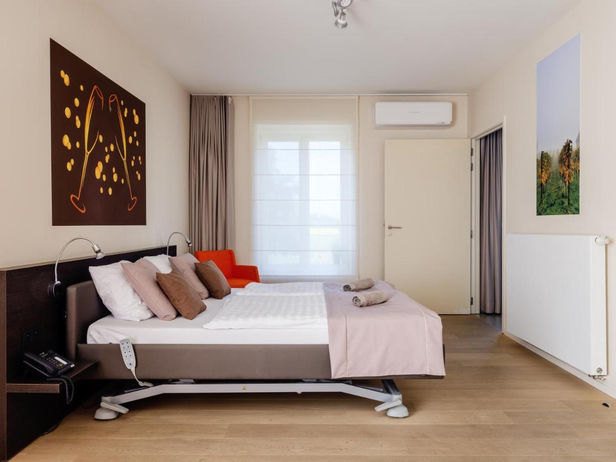 Hotel L'O De Vie Sint-Truiden Ngoại thất bức ảnh